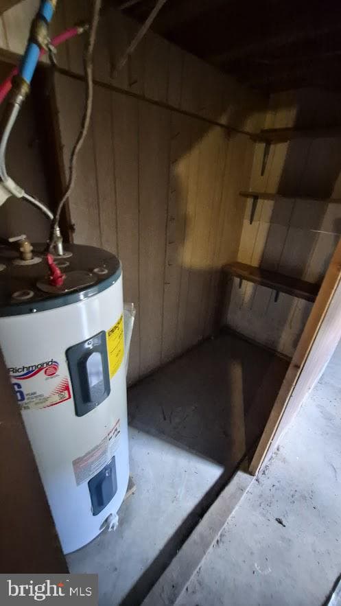70 Greenwood Drive photo 33