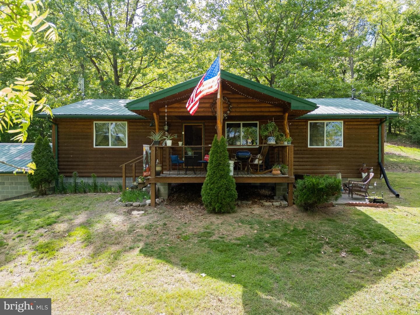 2598 Mountain View Road photo 3