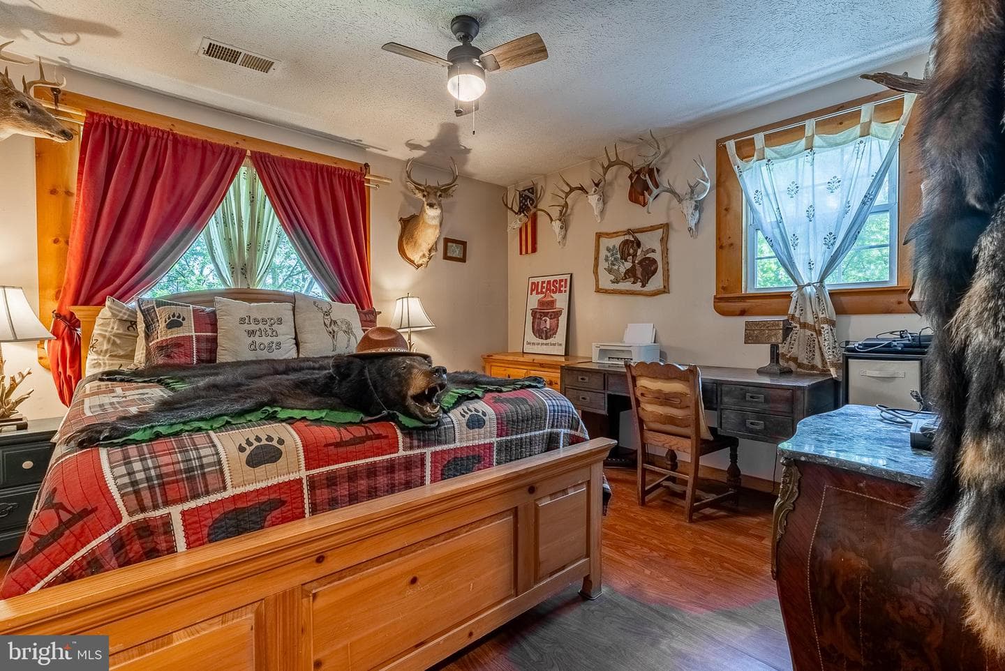 2598 Mountain View Road photo 37