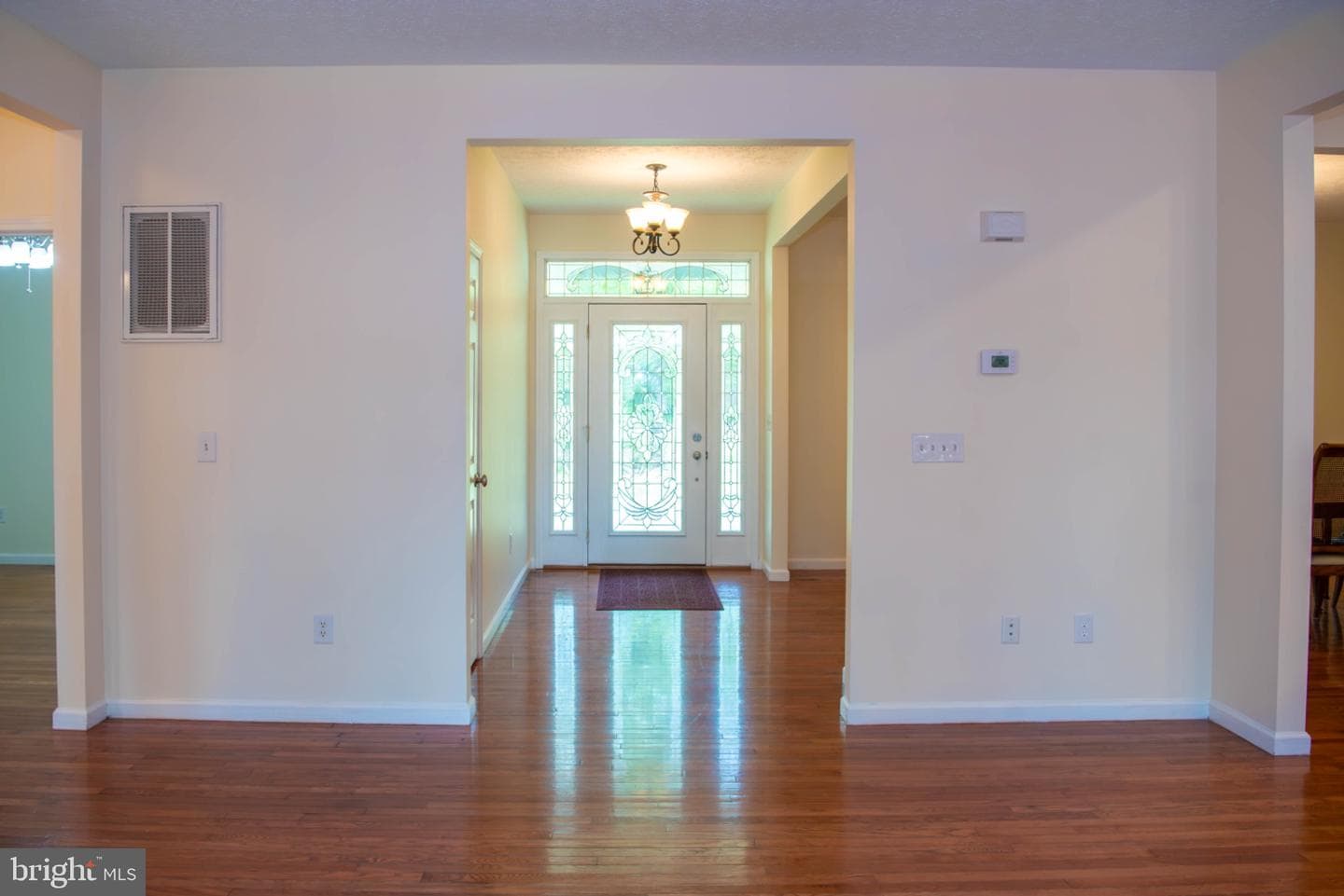 792 Forest Glen Drive photo 21