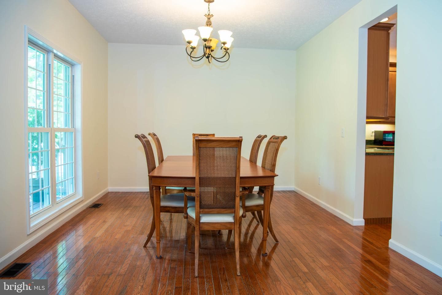 792 Forest Glen Drive photo 23