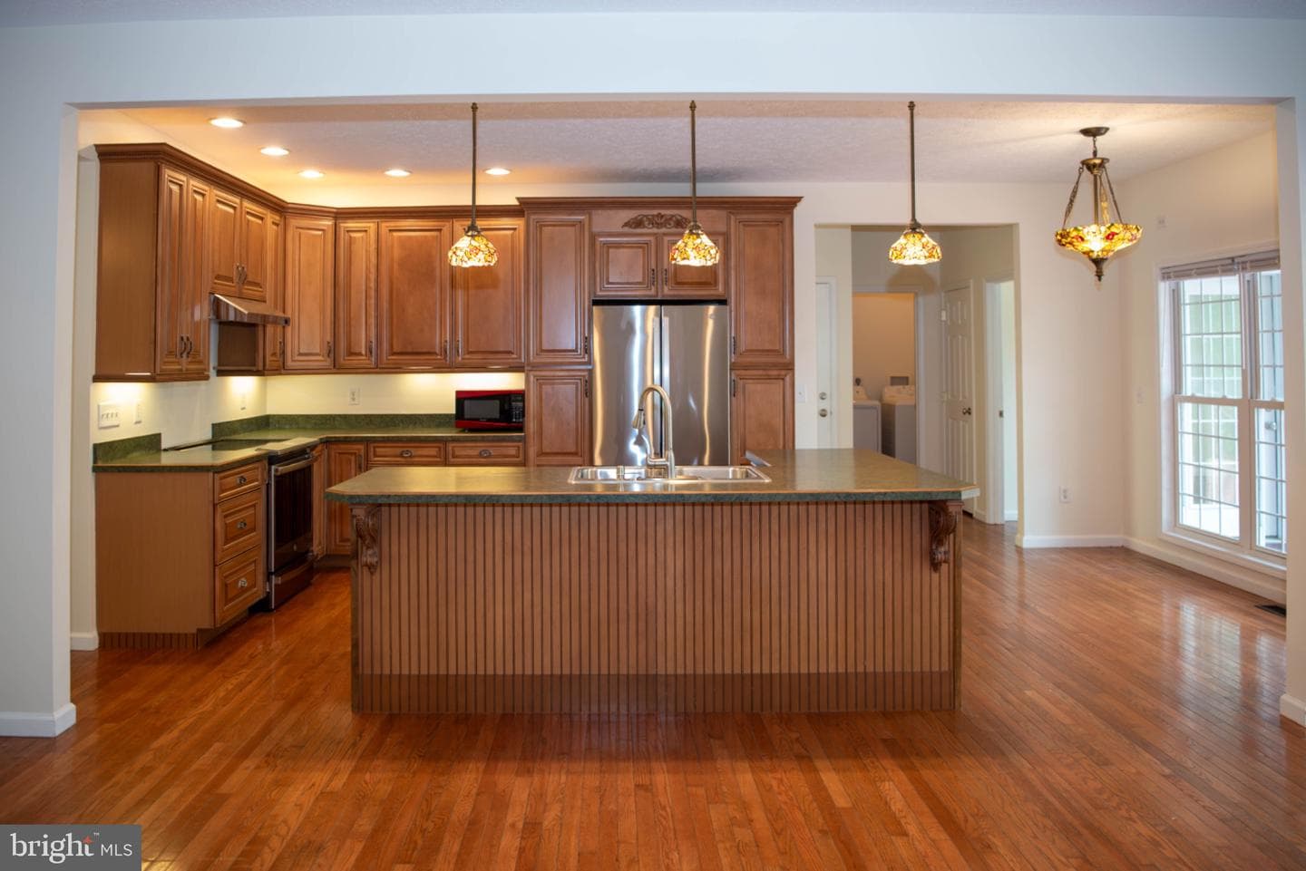 792 Forest Glen Drive photo 30