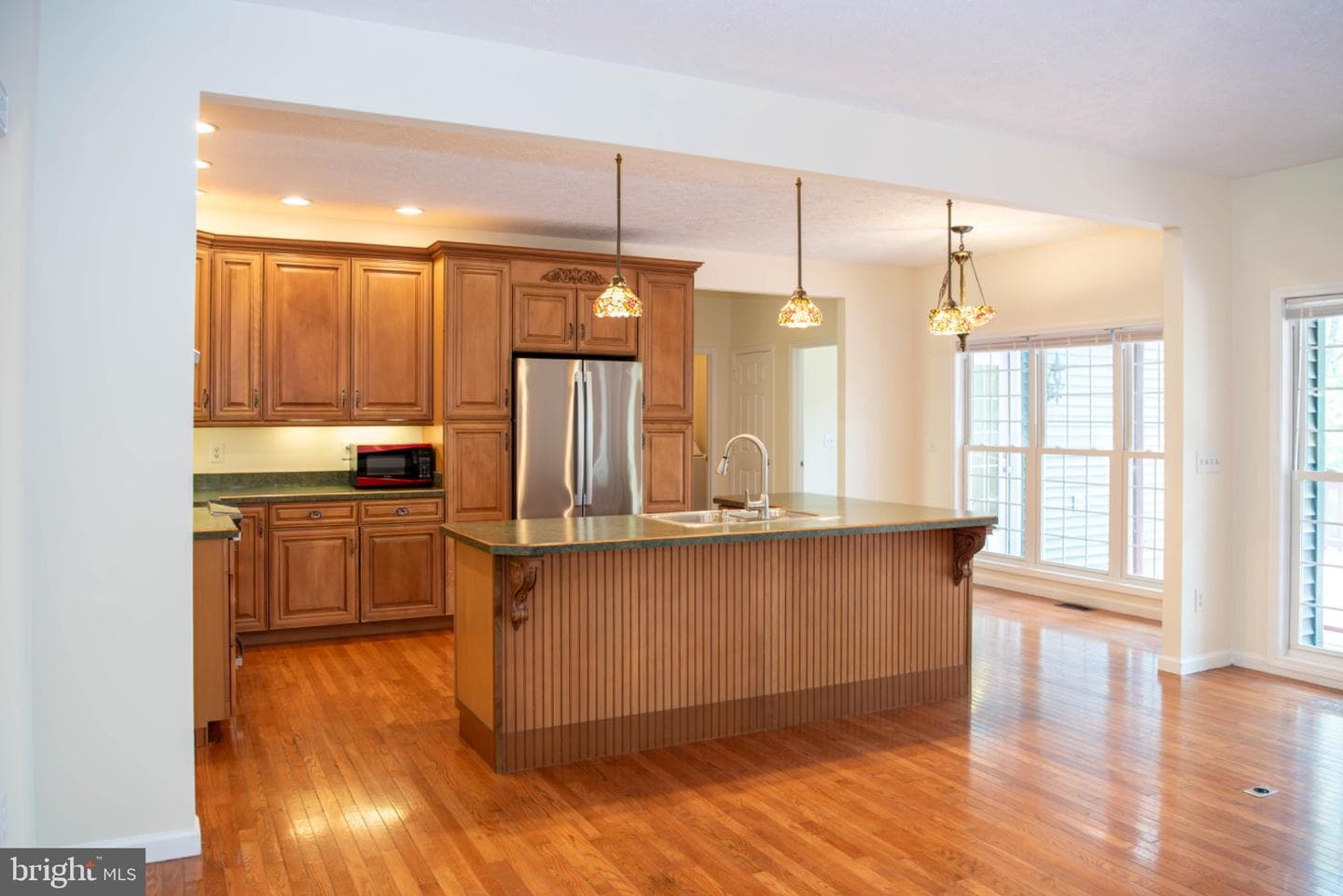 792 Forest Glen Drive photo 37