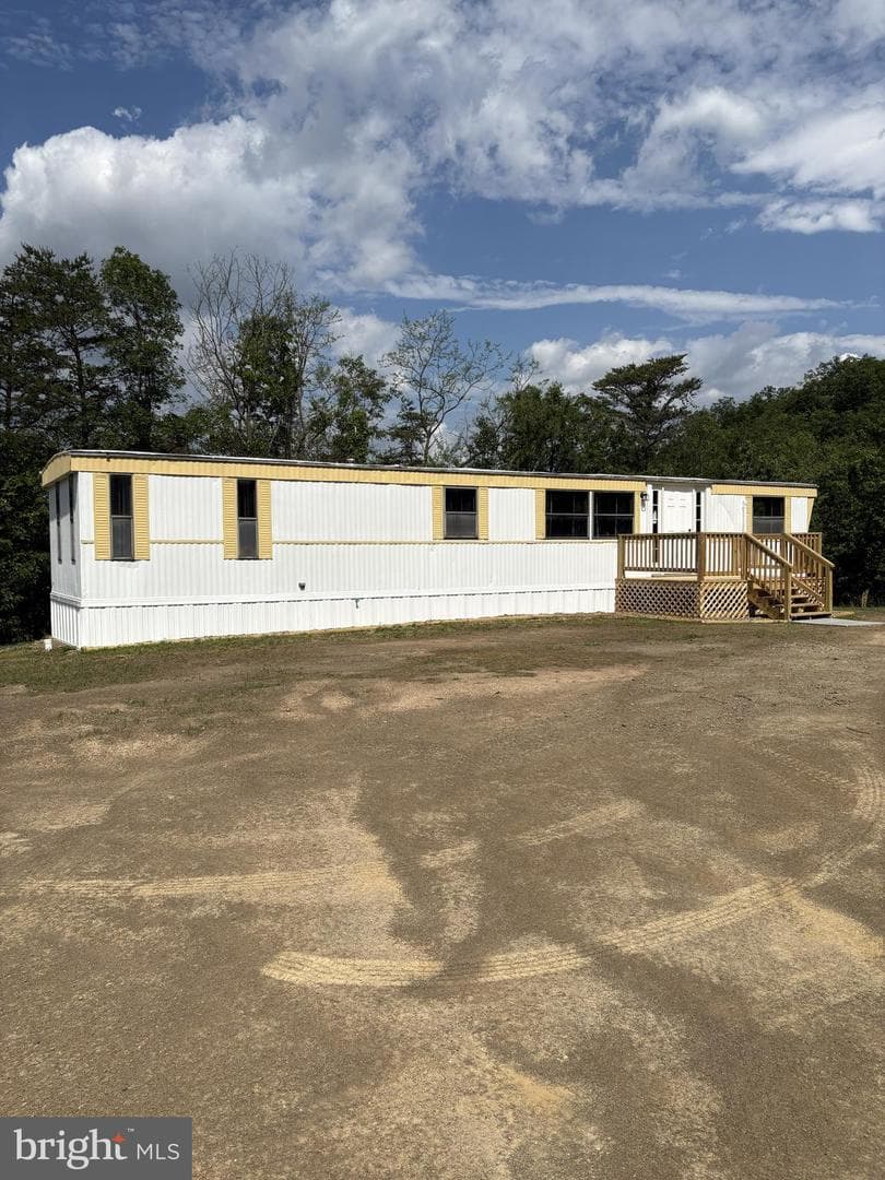1771 Powder Spring Road, Moorefield