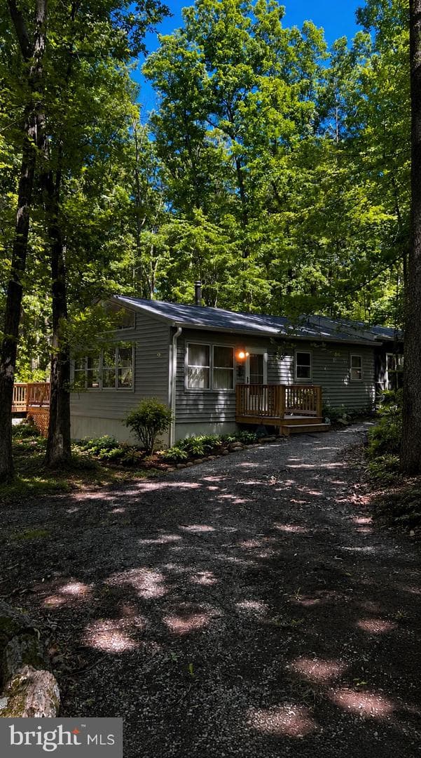 115 Timber Ridge Road, Wardensville