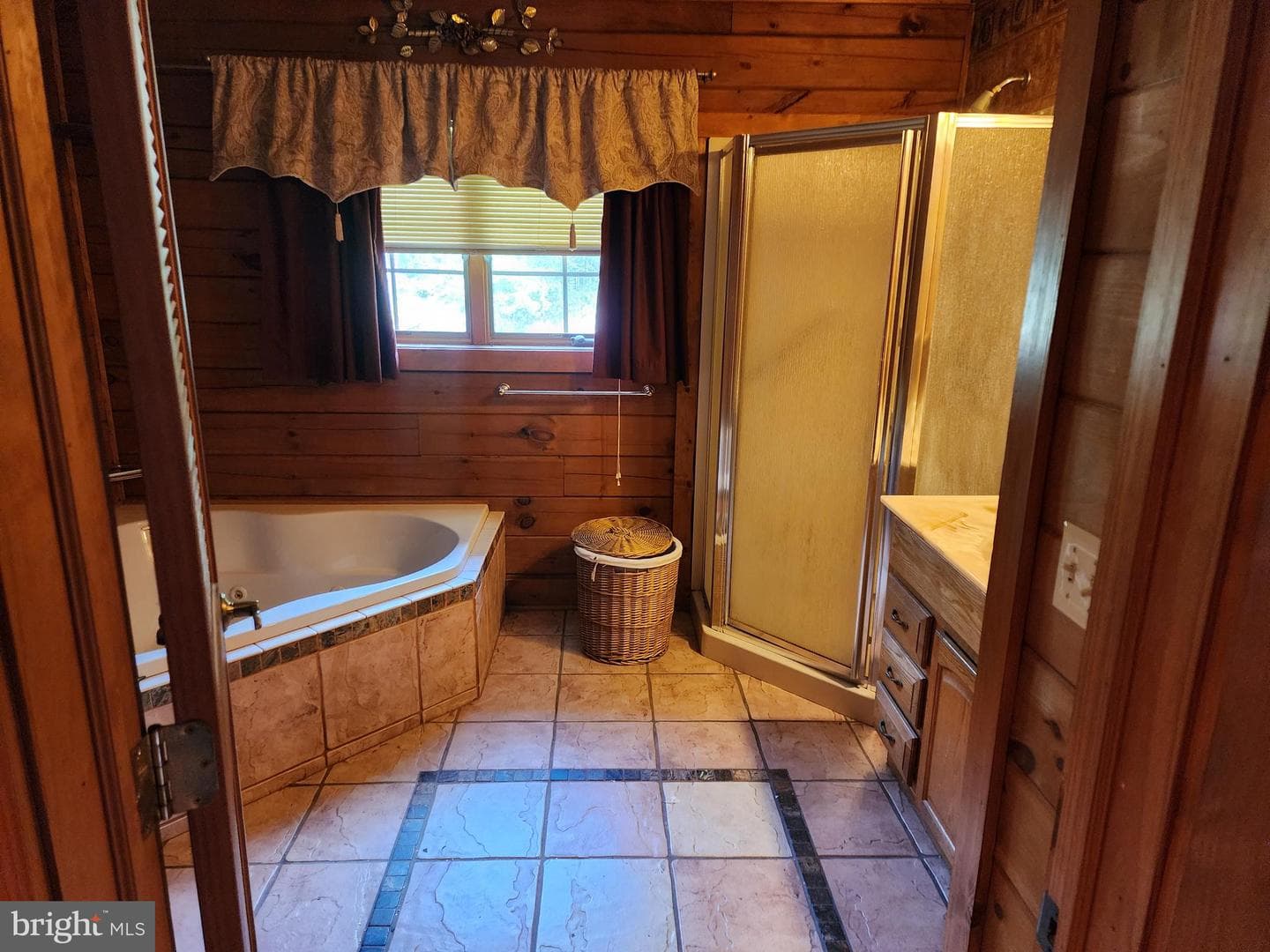182 Webb Lane photo 10