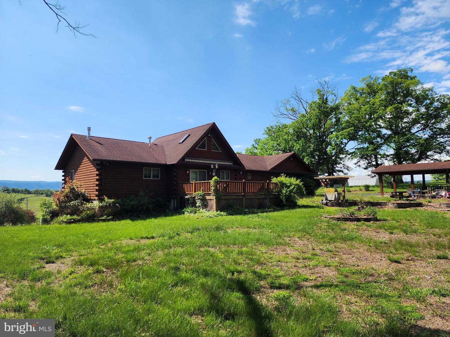 182 Webb Lane photo 3