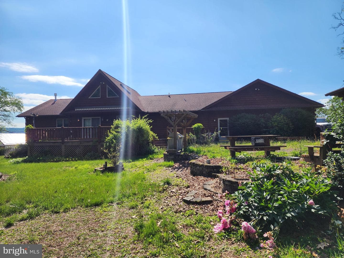 182 Webb Lane photo 4