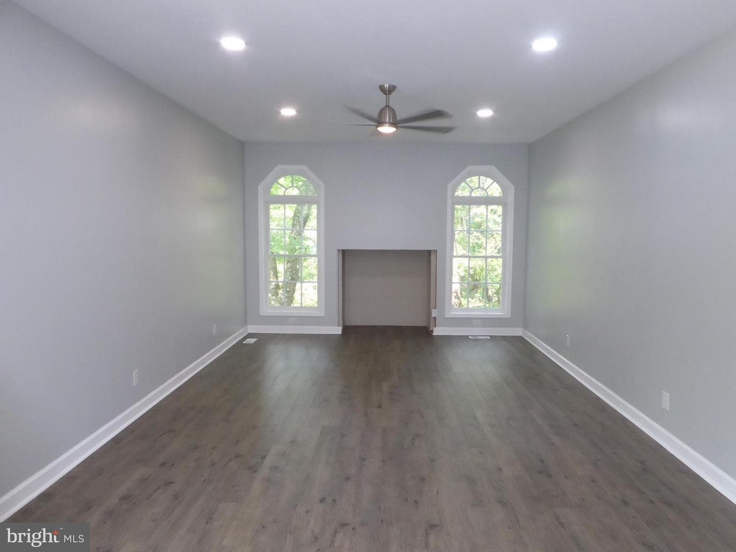 1285 Boggs Lane photo 4