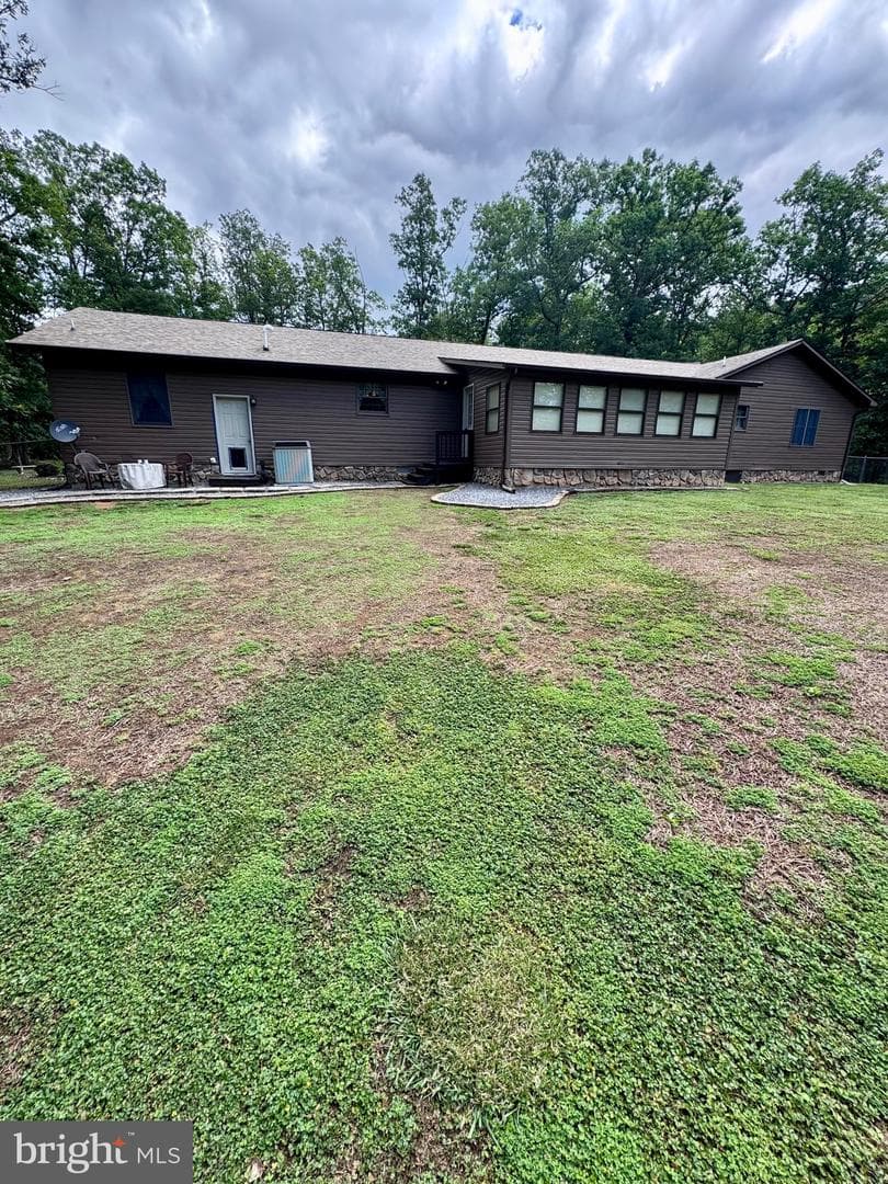 544 Summit Dr photo 22