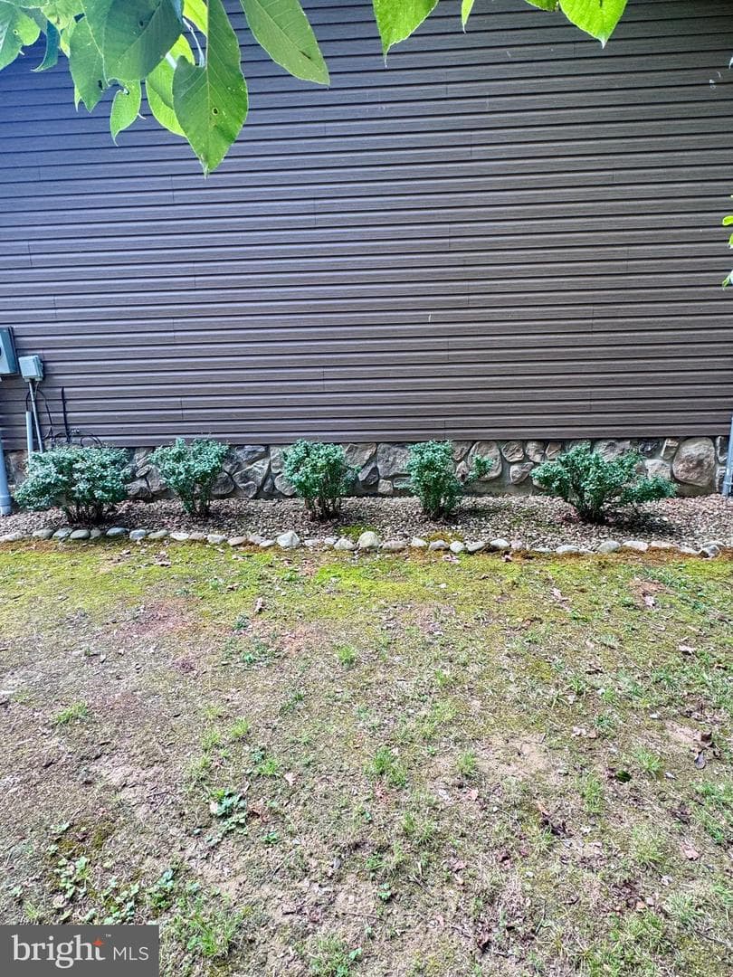 544 Summit Dr photo 26