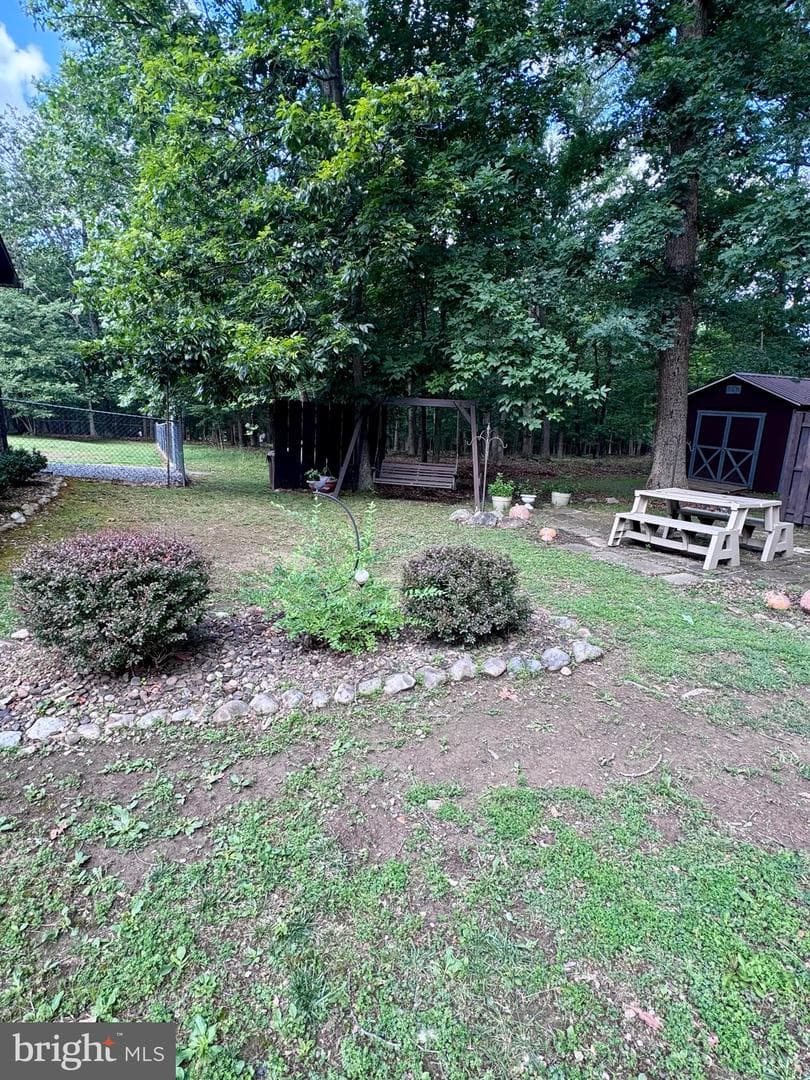 544 Summit Dr photo 27