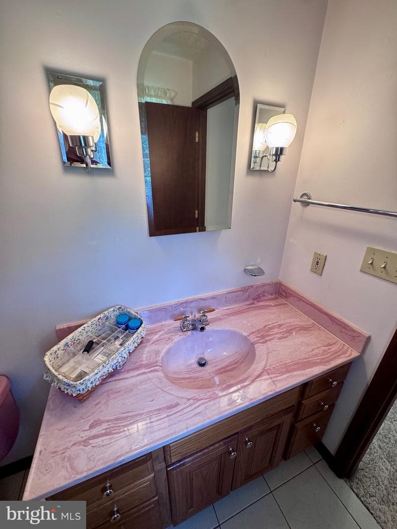 544 Summit Dr photo 74