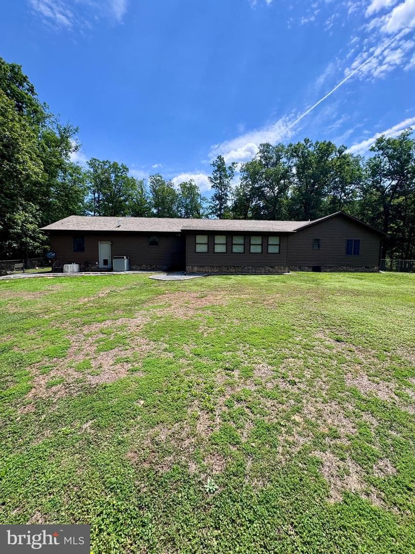 544 Summit Dr photo 8