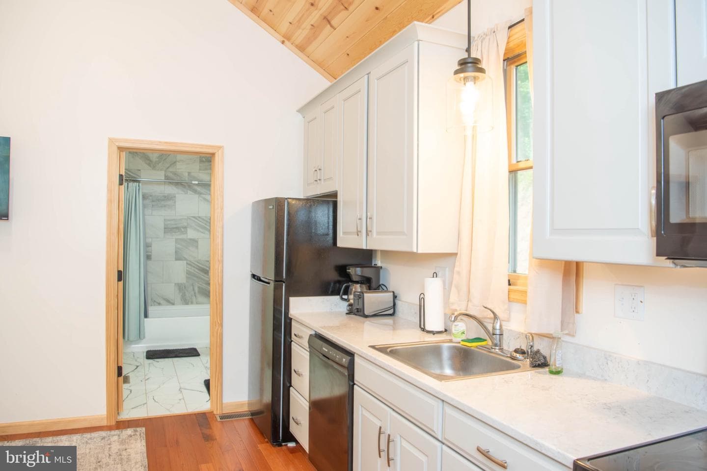 166 Kodiak Court photo 23