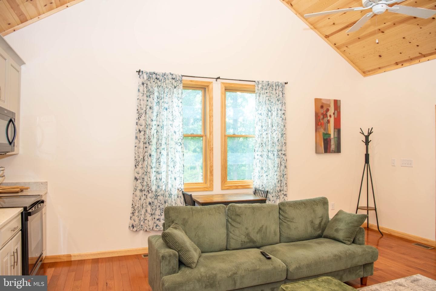 166 Kodiak Court photo 5