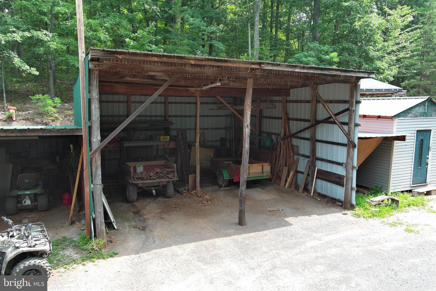 954 Rusty Lane photo 12