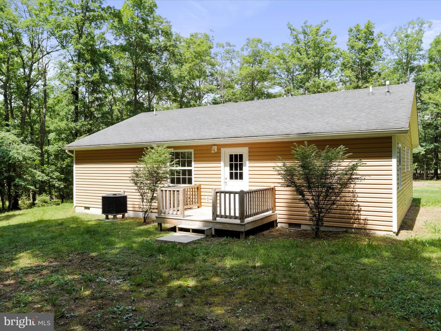 74 Ithica Lane photo 32
