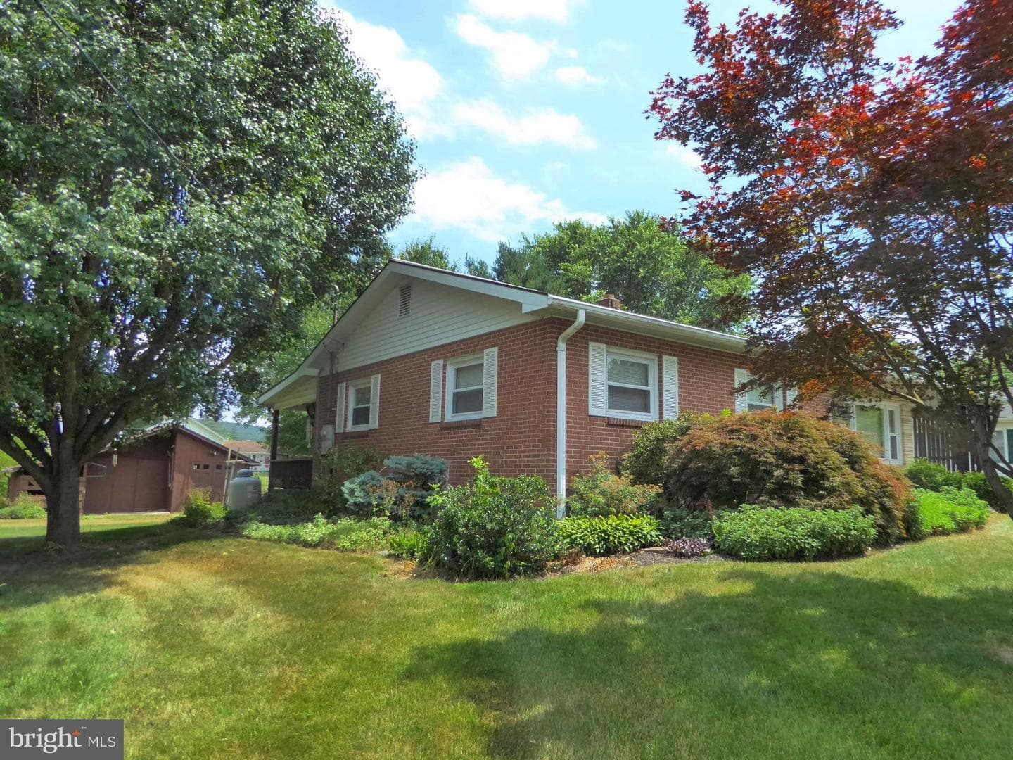 440 Center Avenue photo 40