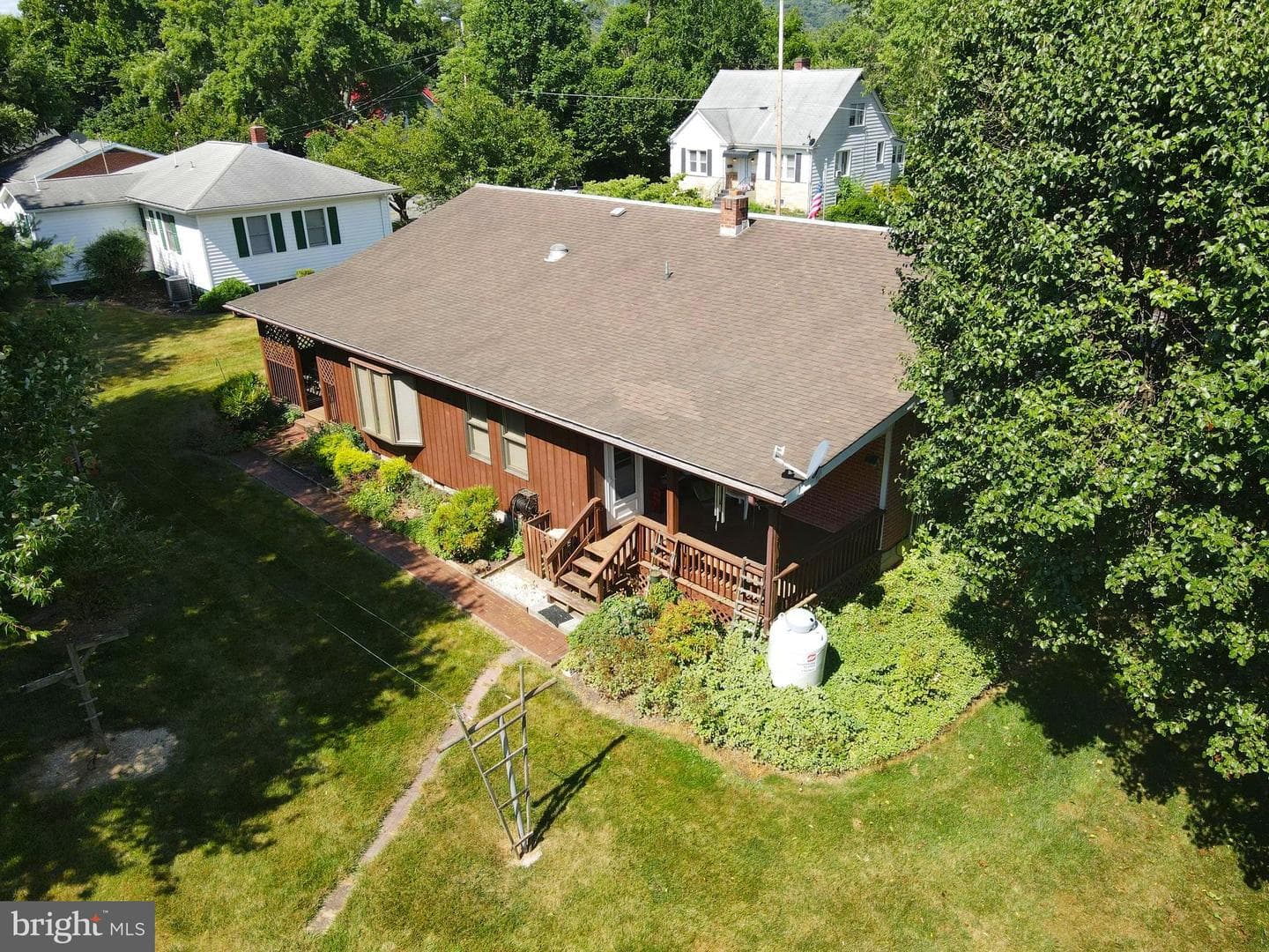 440 Center Avenue photo 44