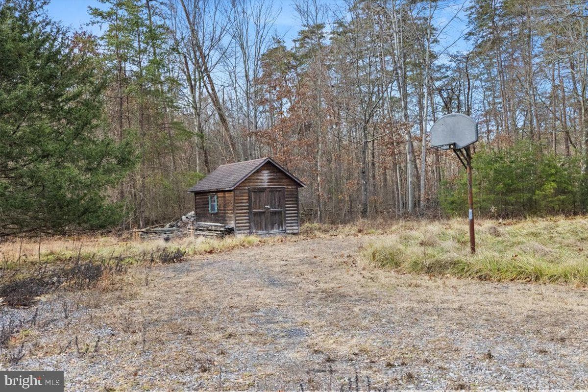1929 Lake Ferndale Drive photo 23
