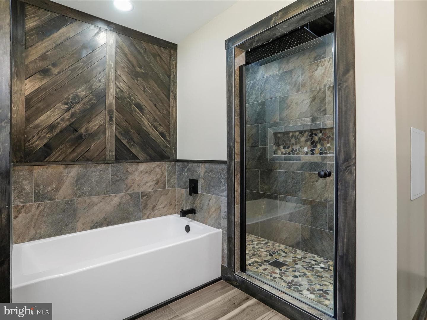 783 Community Way photo 24