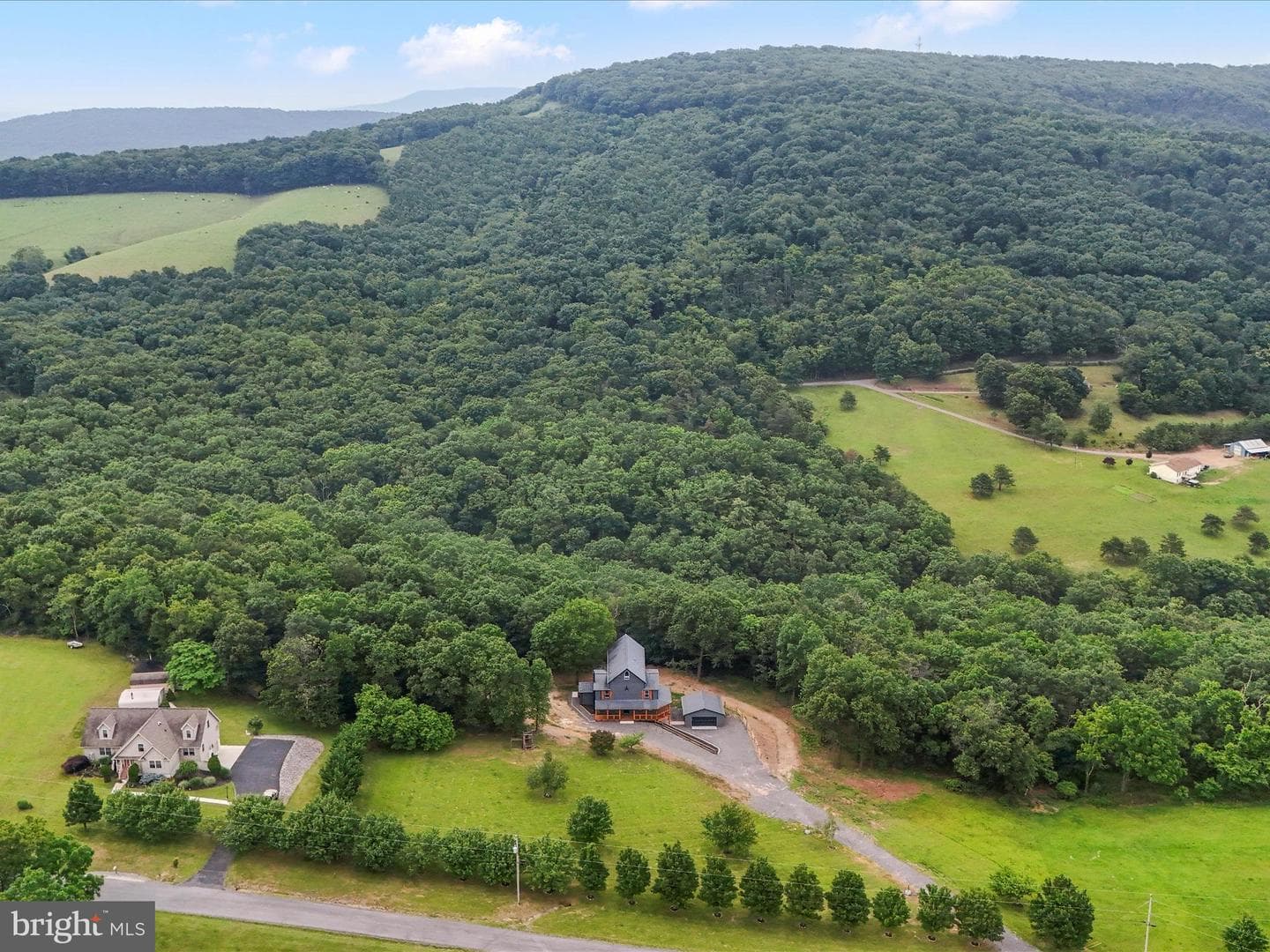783 Community Way photo 4