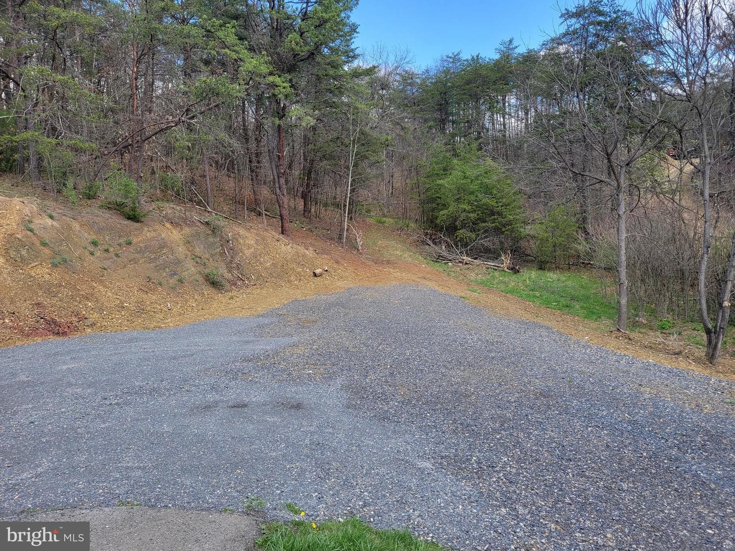 20484 Northwestern Pike photo 28
