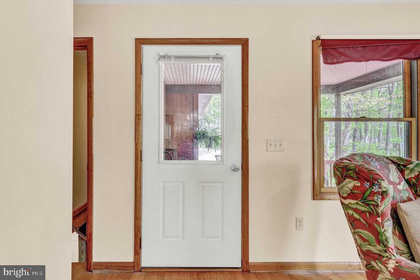 121 Pendragon Court photo 45