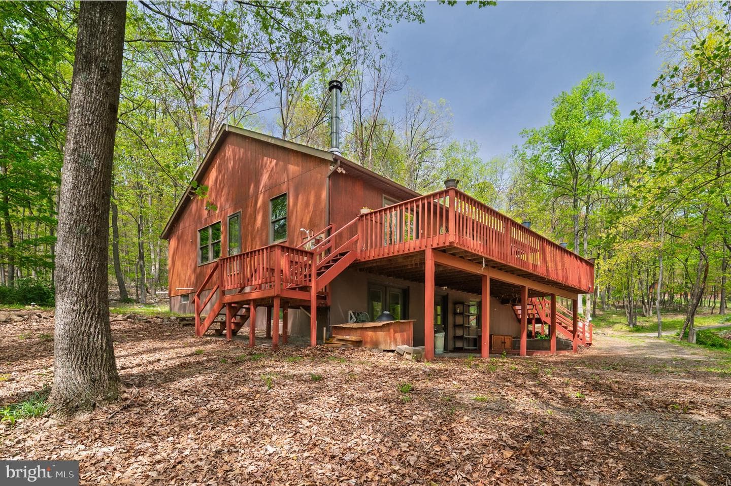 121 Pendragon Court photo 59
