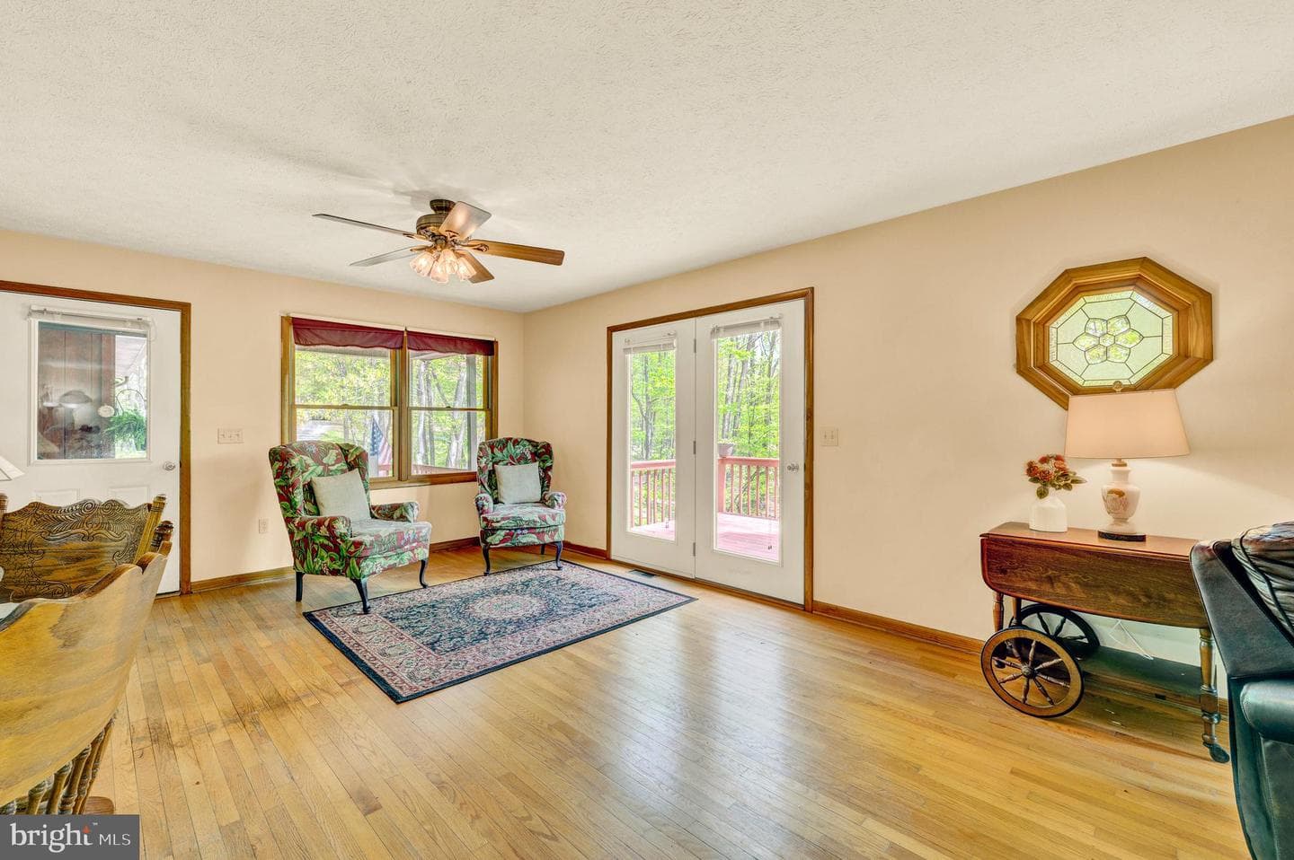121 Pendragon Court photo 6