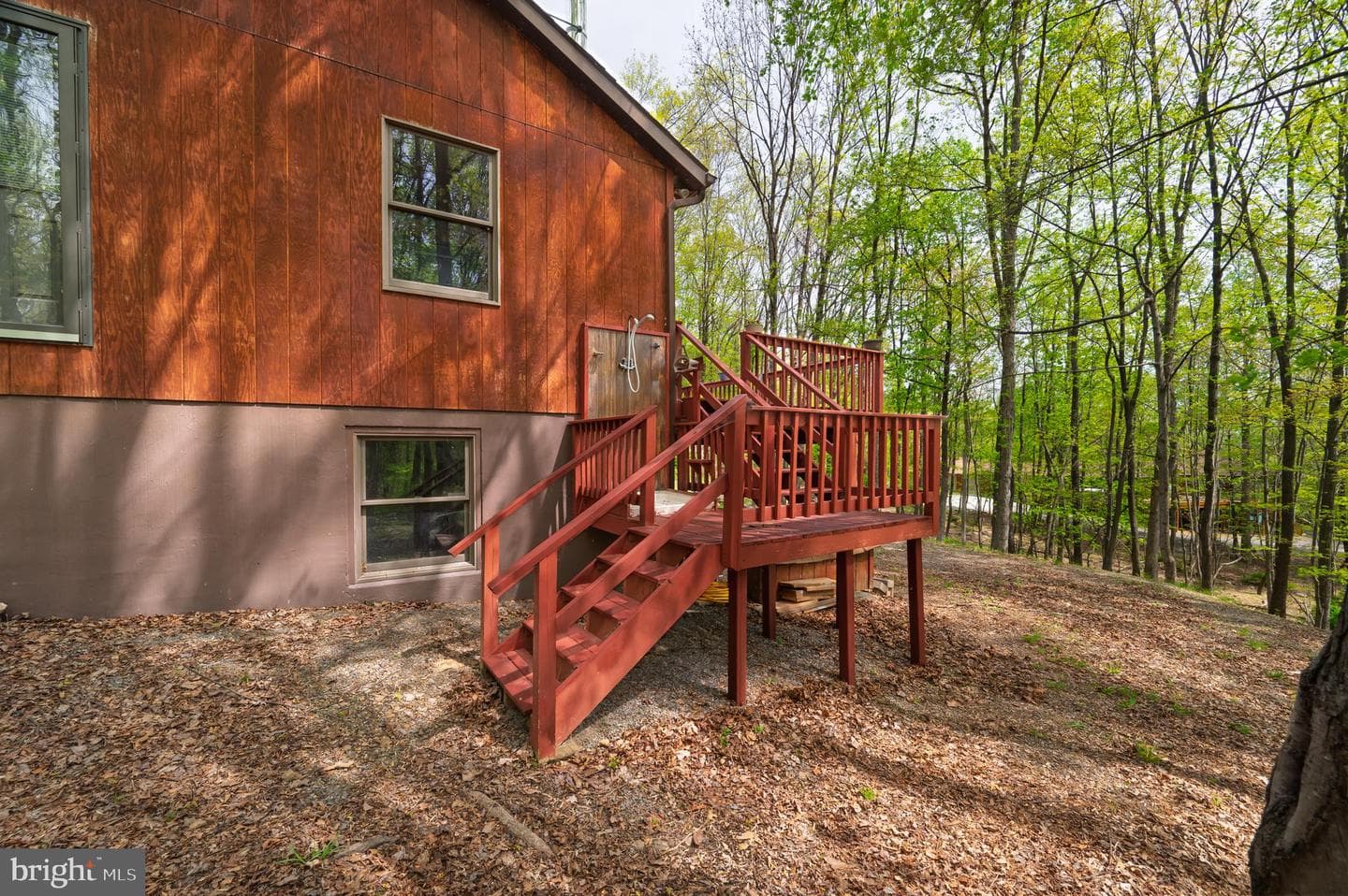 121 Pendragon Court photo 60