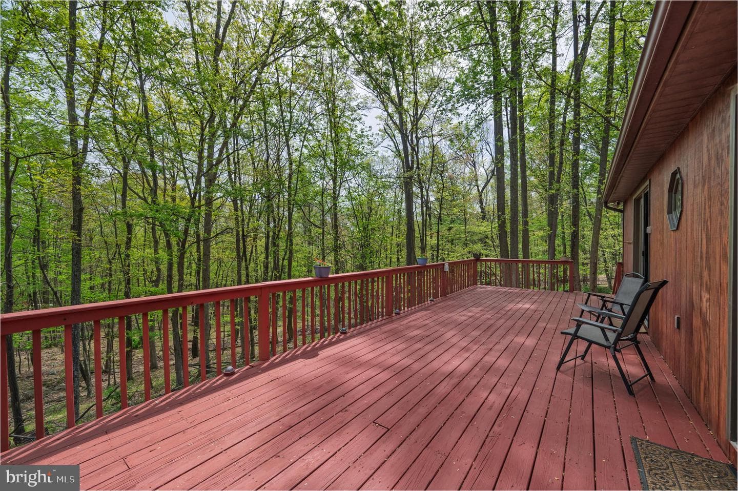 121 Pendragon Court photo 63