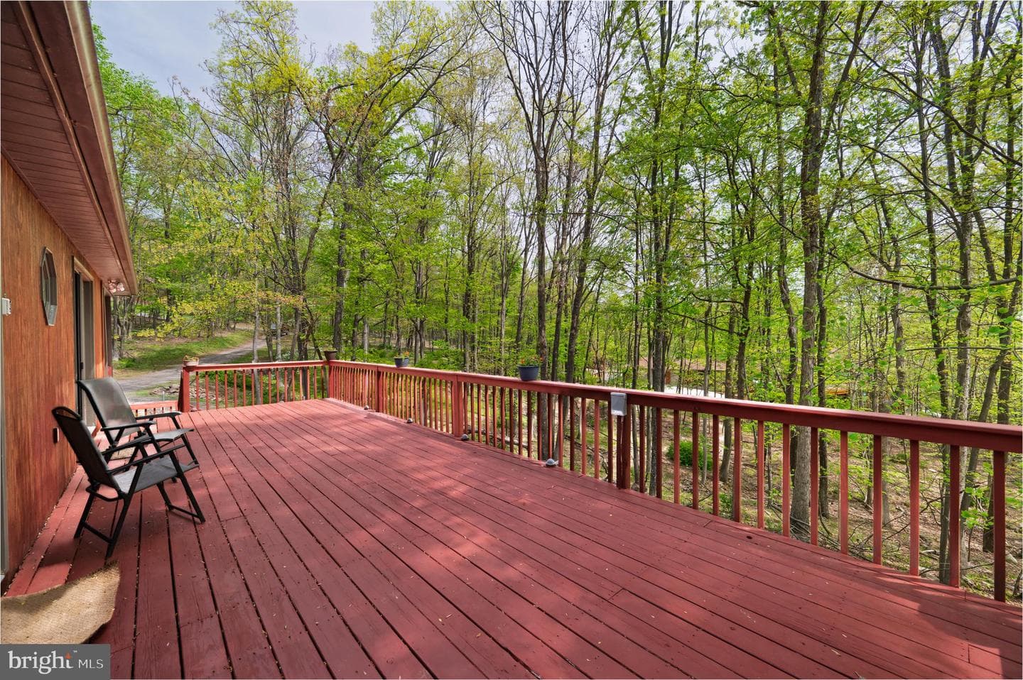 121 Pendragon Court photo 65