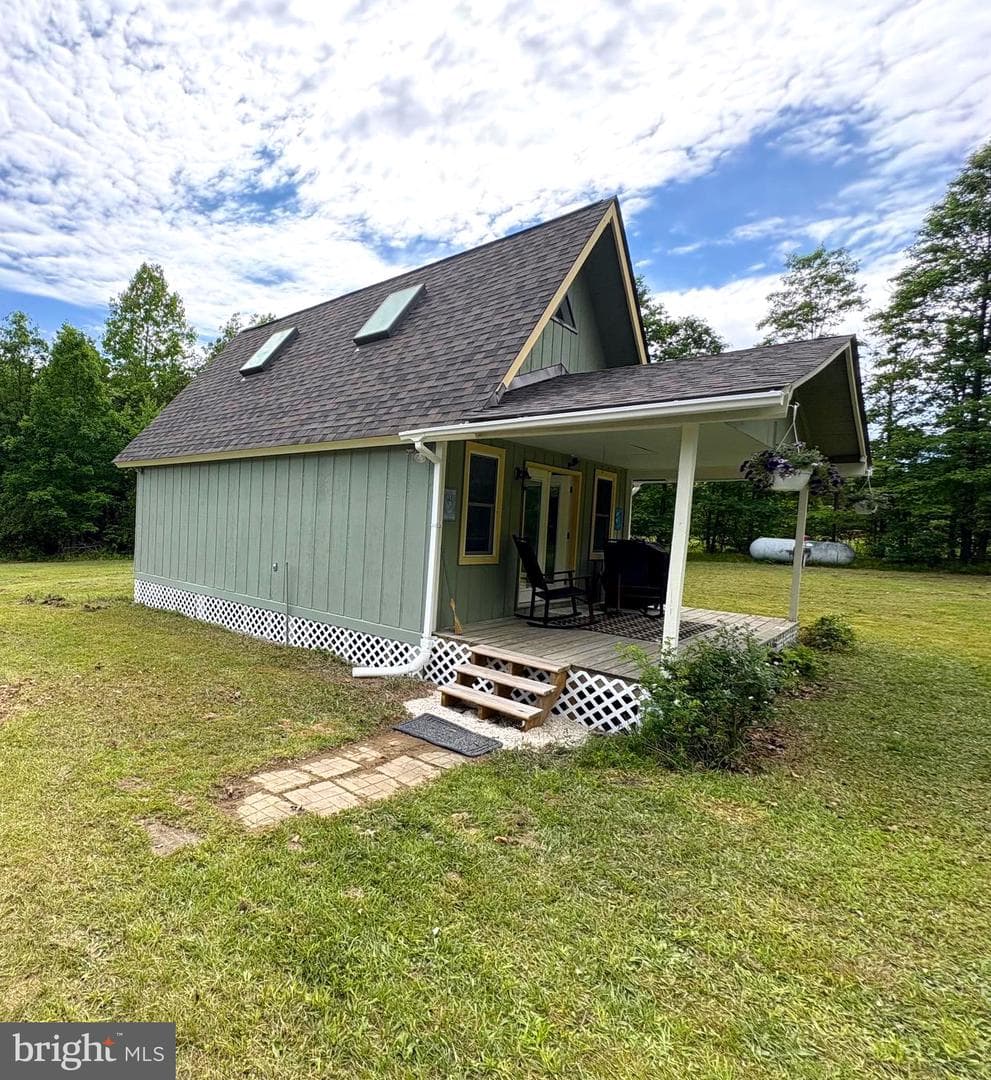 1607 Lake Ferndale Drive photo 3