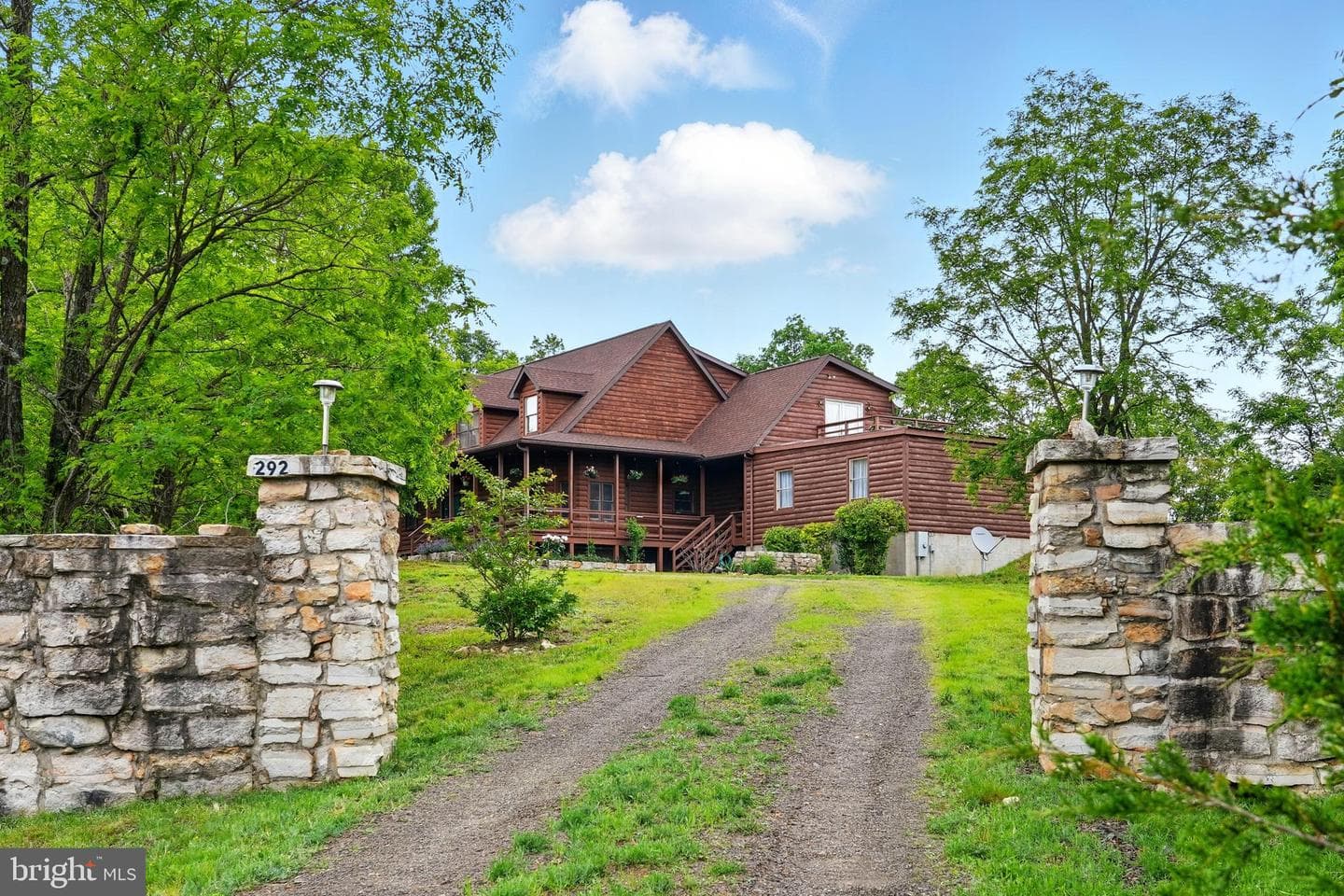 1292 Peaks View Drive photo 8