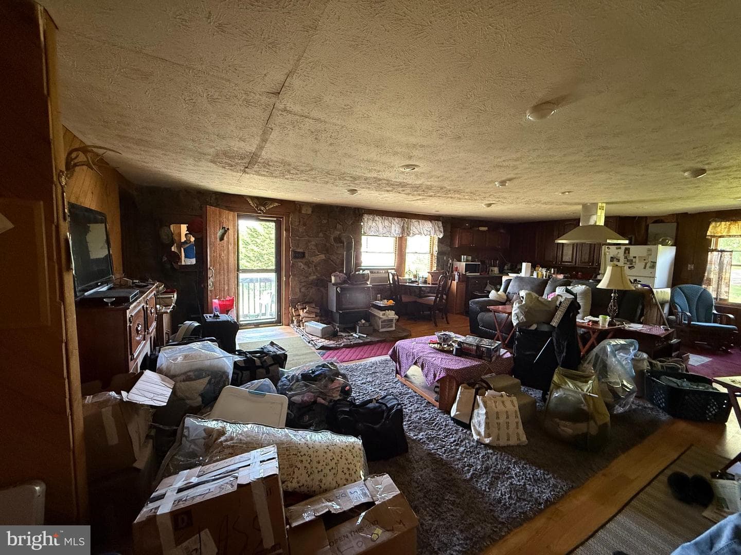 2098 Falls Road photo 17