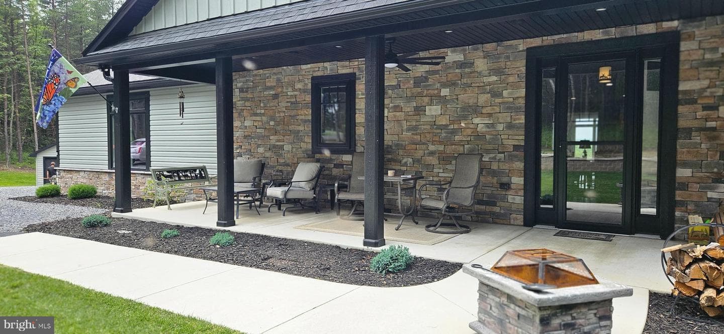 2204 Baker Mountain Drive photo 9