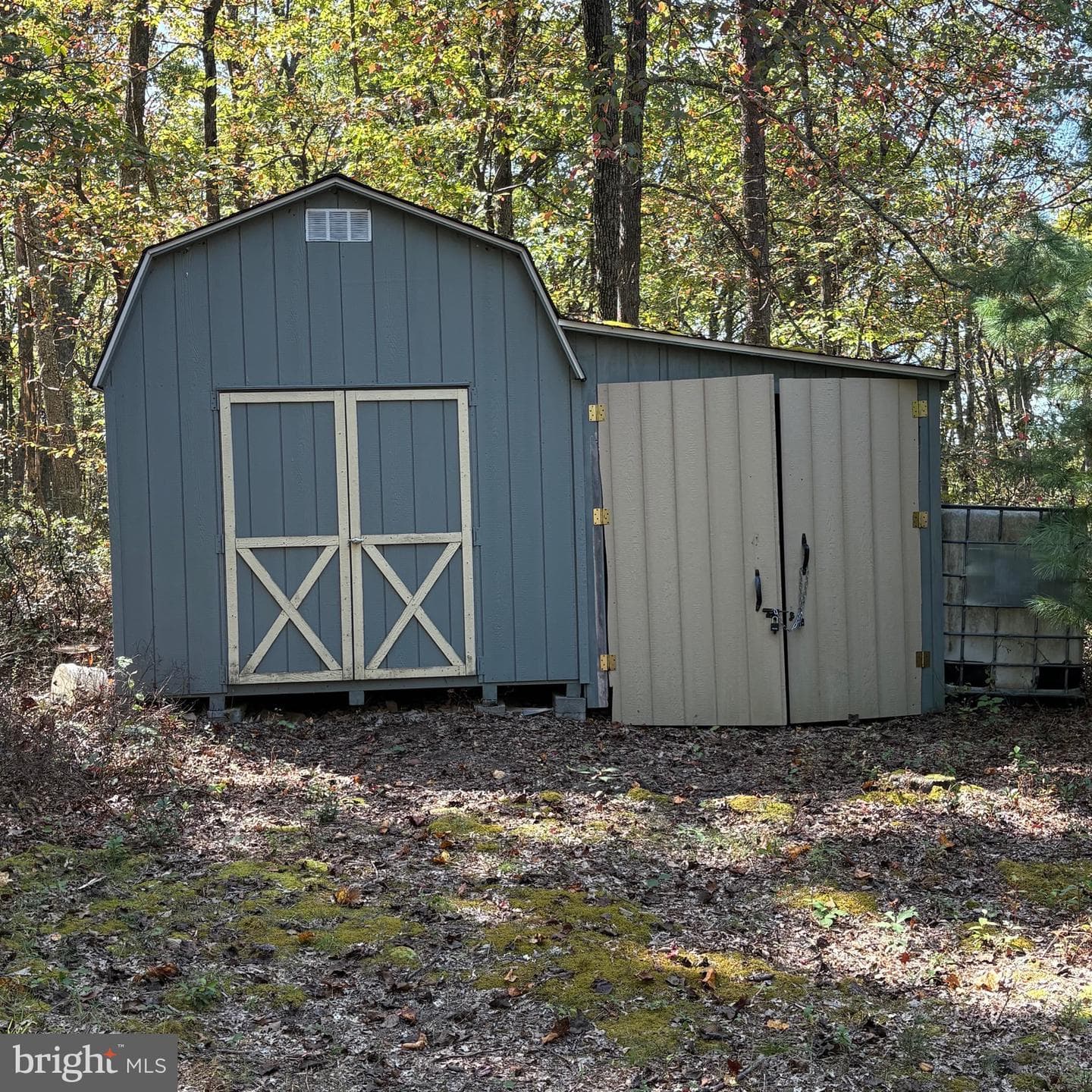 979 Ritter Drive photo 17