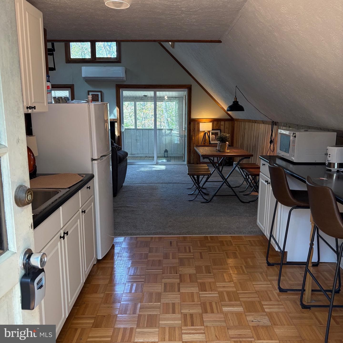 979 Ritter Drive photo 3