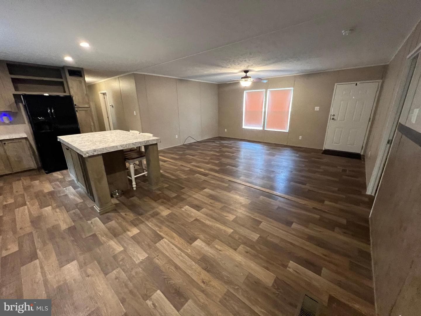853 Janes Way photo 11