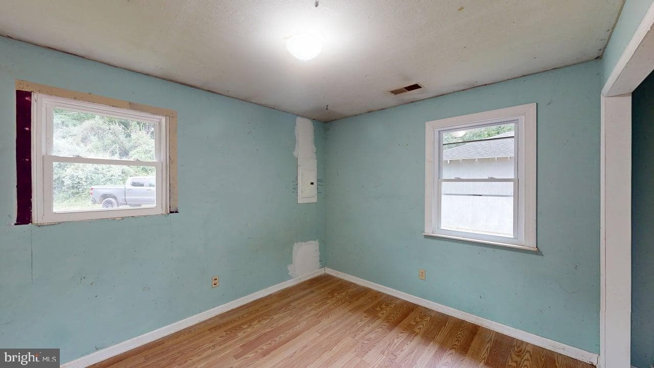 873 Delray Road photo 24