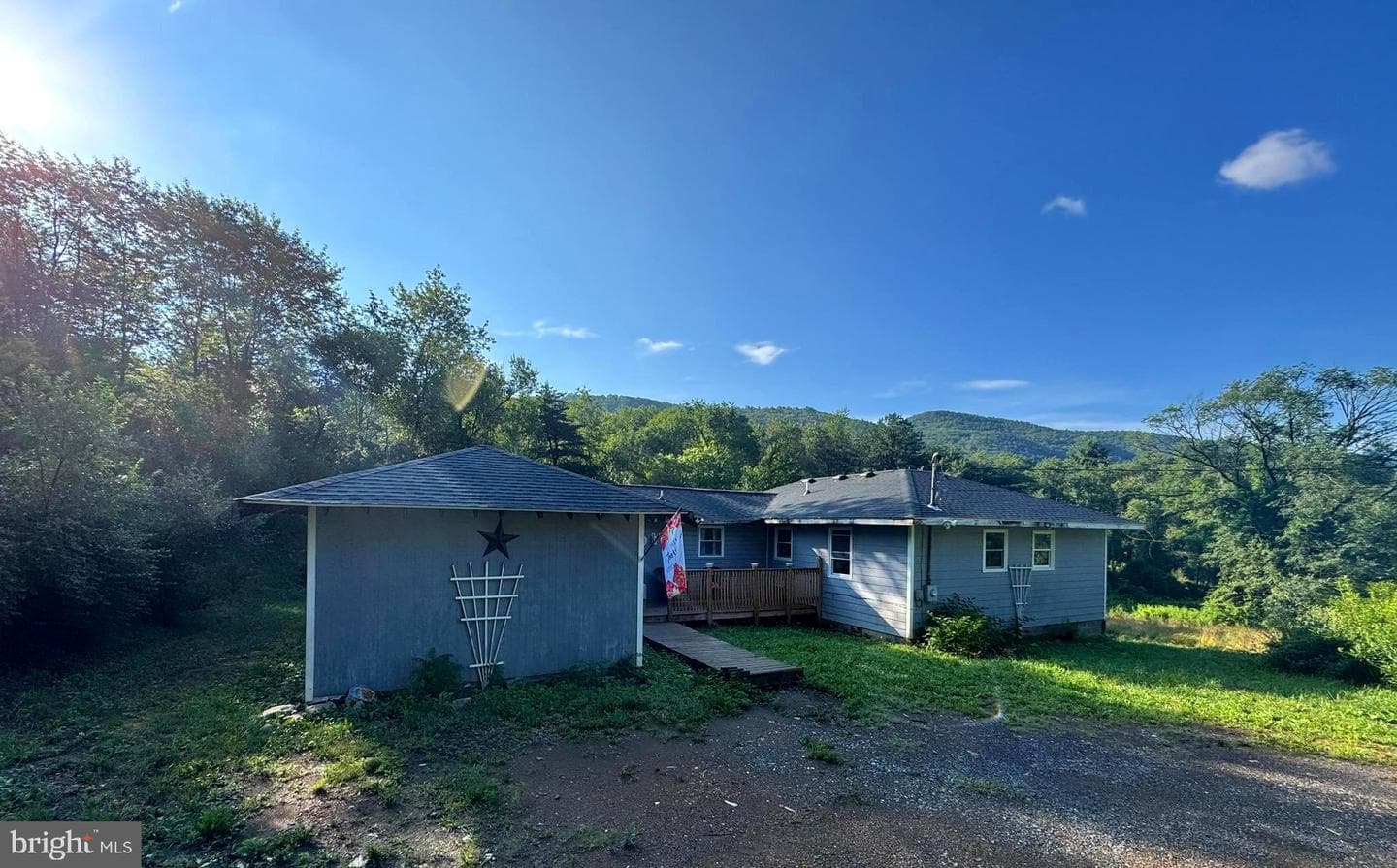 873 Delray Road photo 50