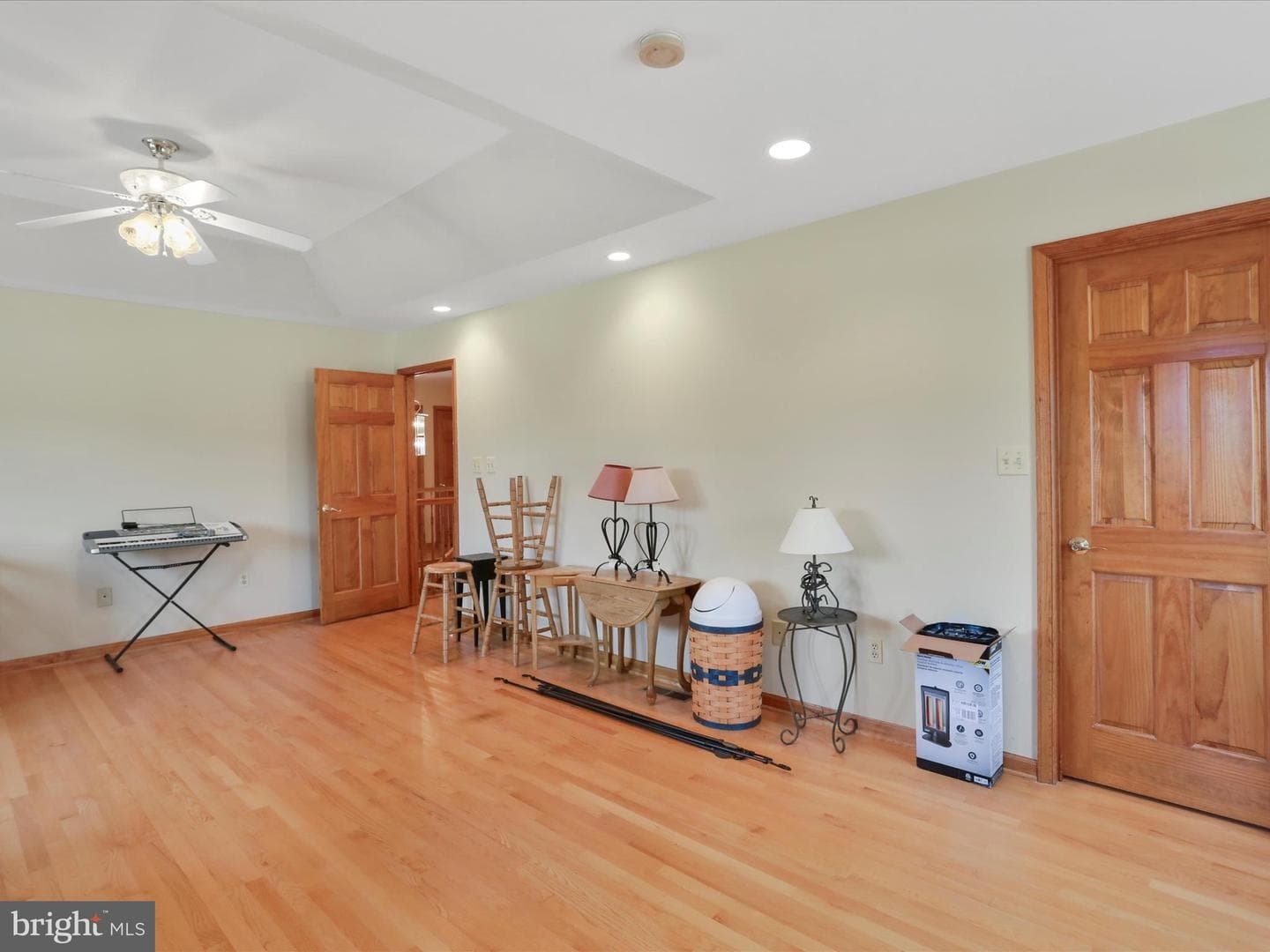 47 Perry Lane photo 23