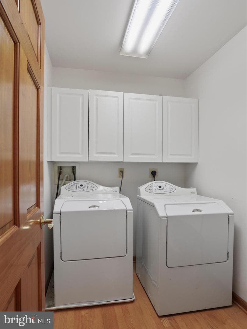 47 Perry Lane photo 29