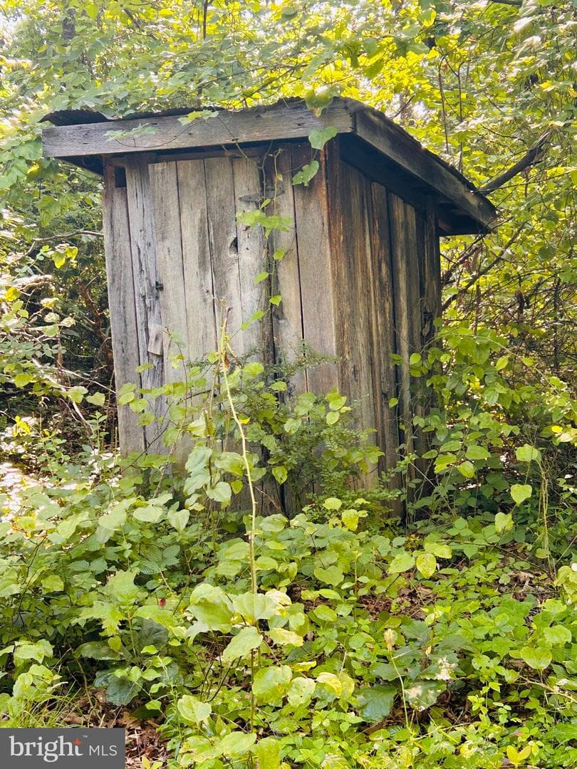 1691 Bloomery Pike photo 15