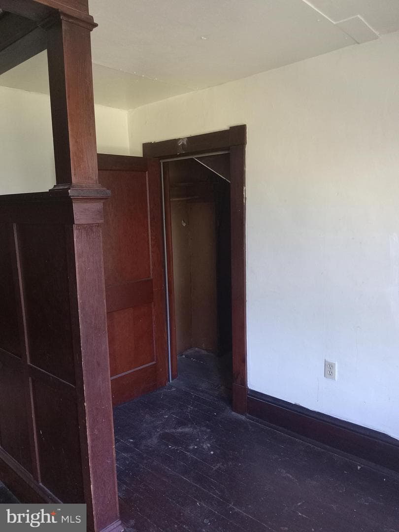 161 S Bolton Street photo 23