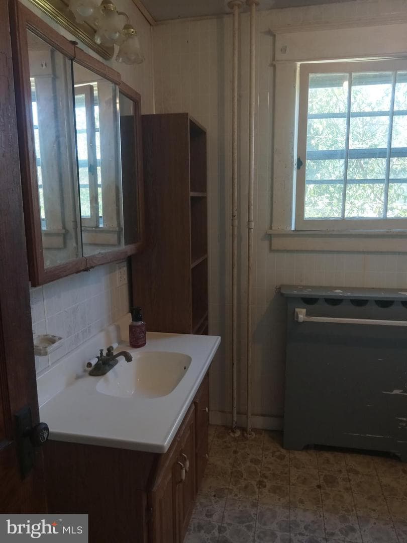 161 S Bolton Street photo 6