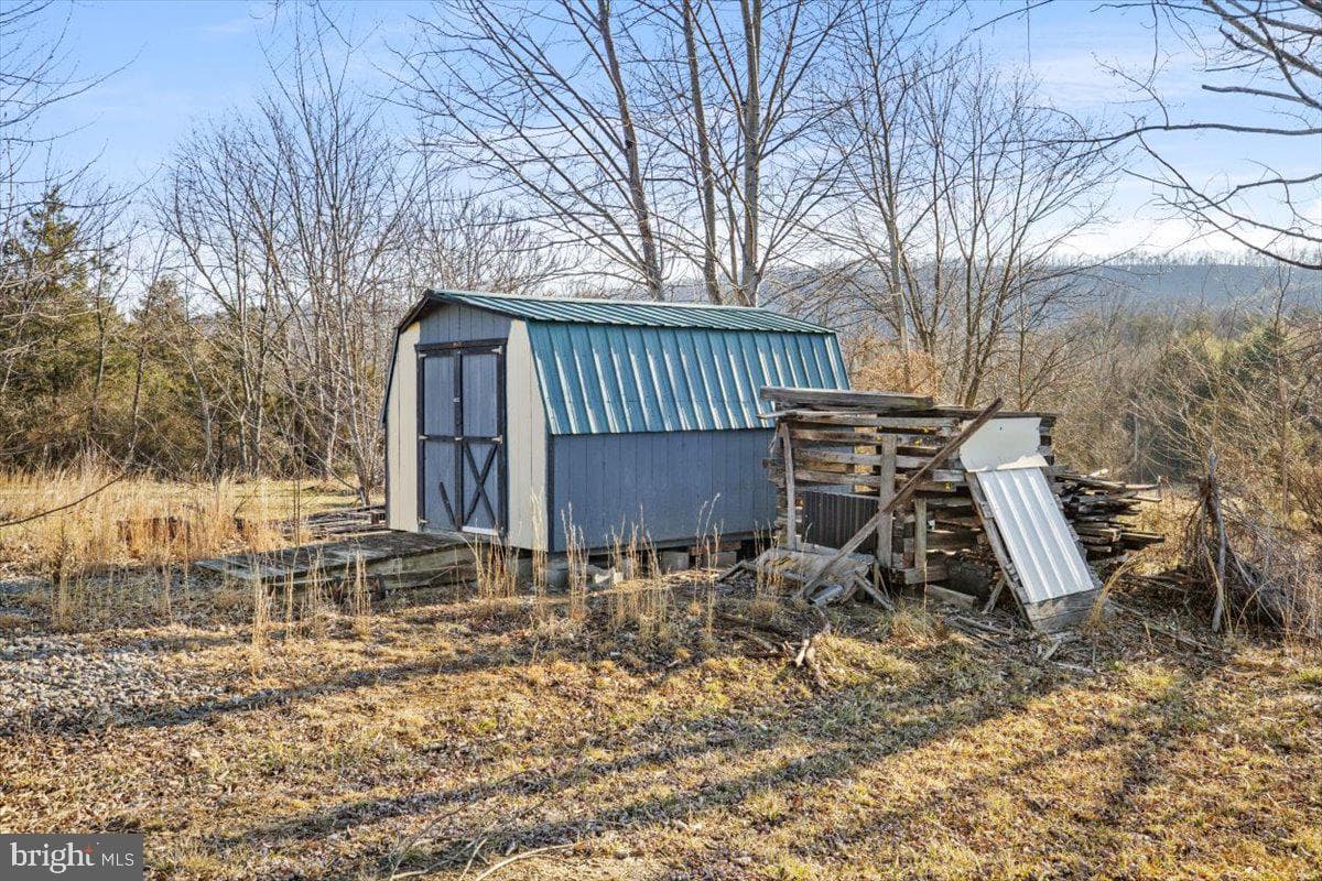 244 Muddy Road photo 14