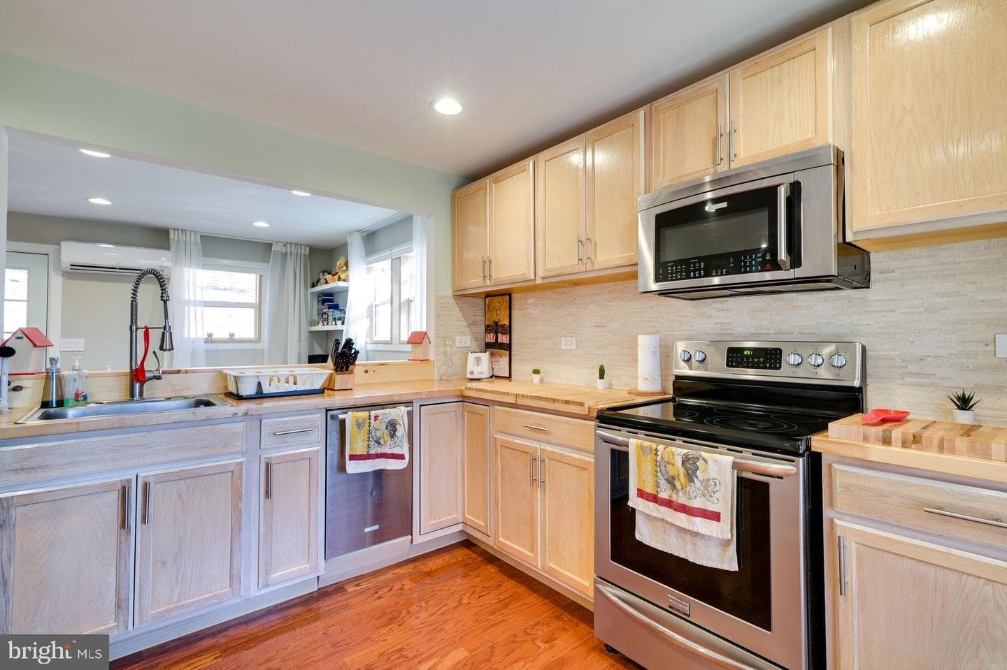 254 Antler Road photo 10